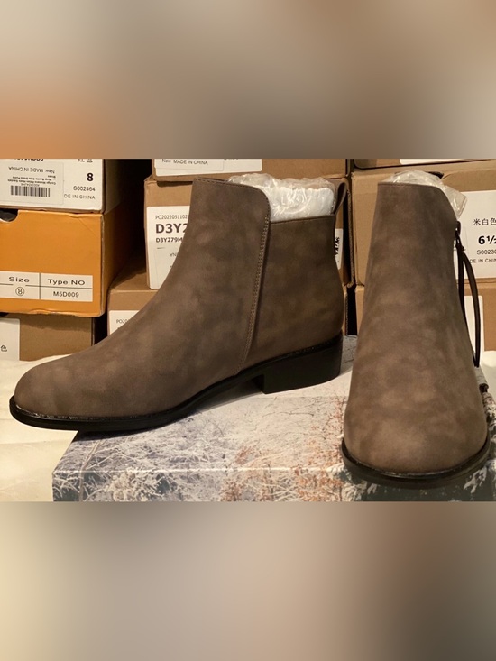 Mafulas Shoes - Men's Taupe Suede Chelsea Boots - Sleek Ankle Dress Boot